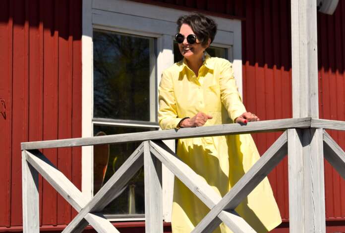 Kaupungin talousjohtaja Anne Takala muutti töiden perässä Uuteenkaupunkiin pari vuosikymmentä sitten. Eläkkeellejäämisen kynnyksellä hän on jälleen valmis harkitsemaan muuttoa.
